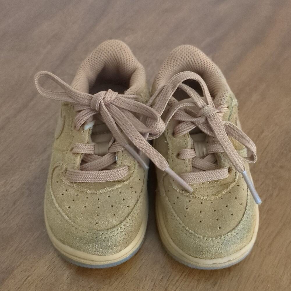 Toddler's Nike Force 1 LV8 3 Wheat/Wheat-Gum Light Brown size 5C GUC